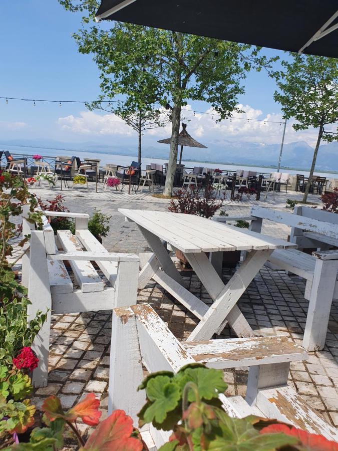 Hotel Piccolino Shkoder Exterior photo
