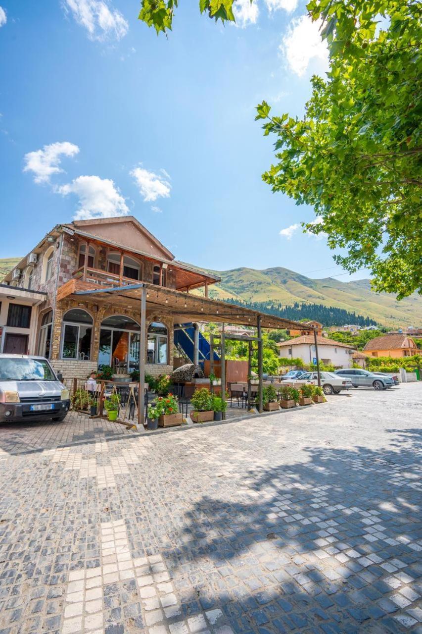 Hotel Piccolino Shkoder Exterior photo
